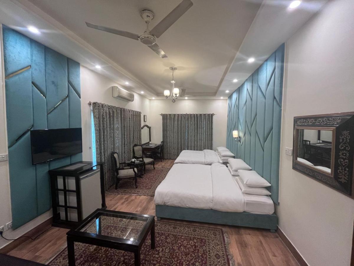 Shelton Hotel Rawalpindi Bagian luar foto